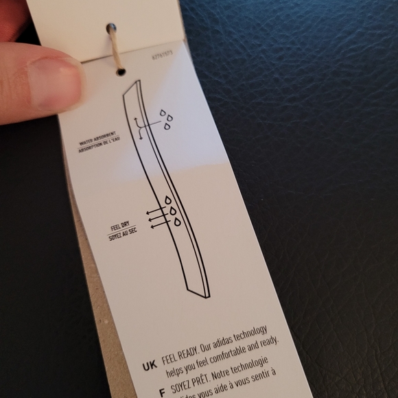 NEW Adidas training t-shirt - Picture 13 of 13